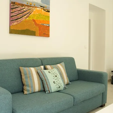 Flowers Center Apartment Zagreb